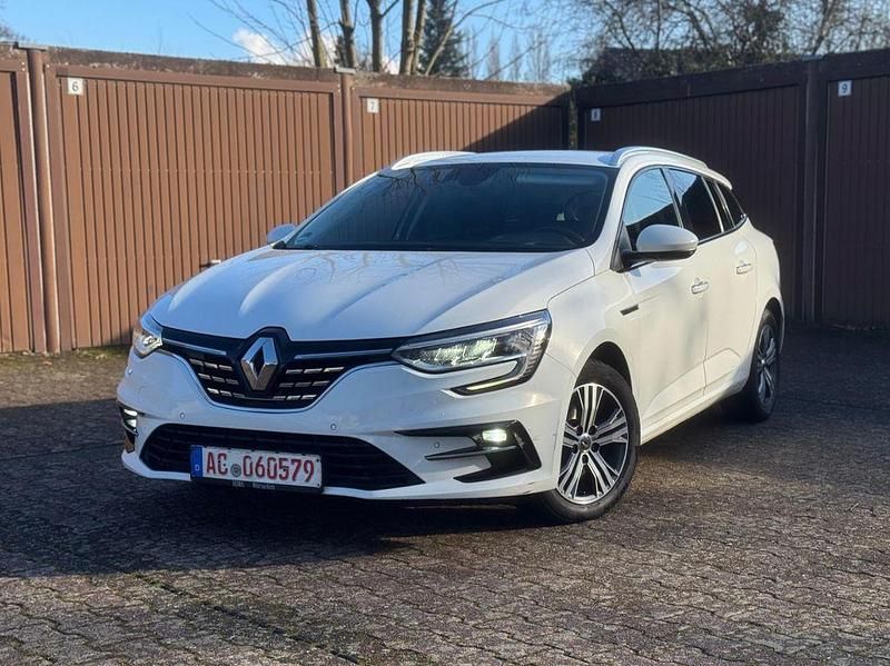 Weiß Gebraucht 2021 Renault Mégane IV Intens Limousine | 8.399 € - Bild 1/4