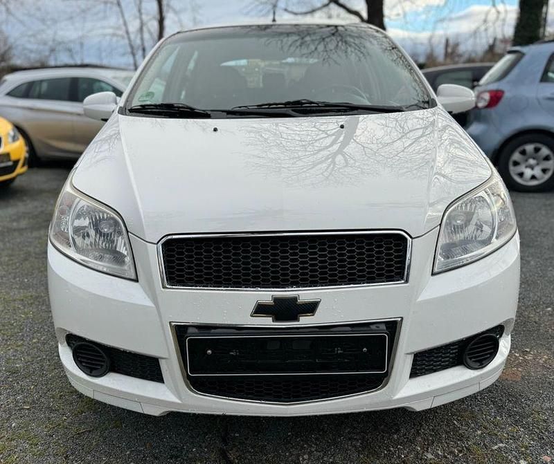 Gebraucht Chevrolet Aveo LS 84 PS (61 kW) 2009 Weiß Kleinwagen