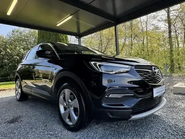 Gebraucht Opel Grandland X Innovation 131 PS (96 kW) 2020 Schwarz metallic SUV