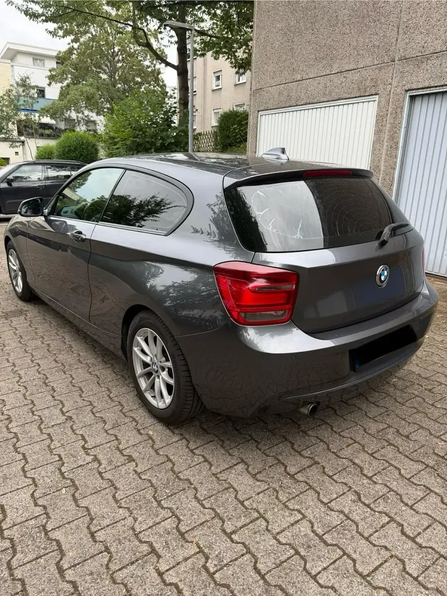Gebraucht BMW 118 170 PS (125 kW) 2013 Grau Kleinwagen