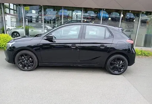Gebraucht Opel Corsa 100 PS (73 kW) 2024 Schwarz Kleinwagen