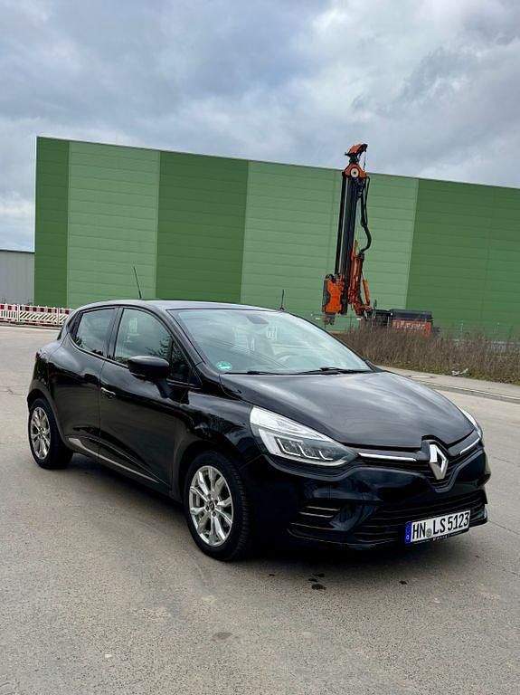 Gebraucht Renault Clio V 90 PS (66 kW) 2020 Schwarz Limousine