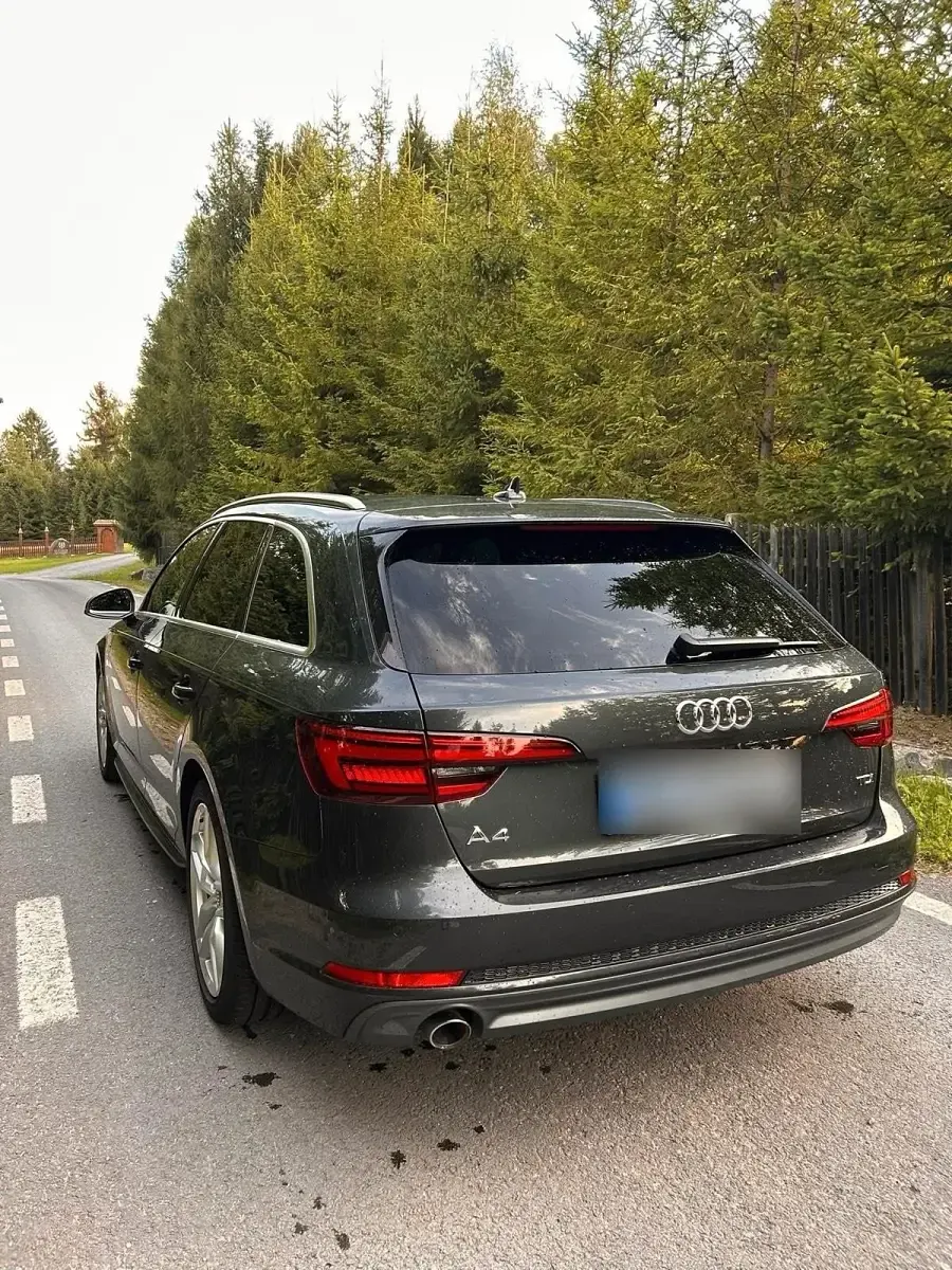Gebraucht Audi A4 S-Line 150 PS (110 kW) 2017 Grau Kombi