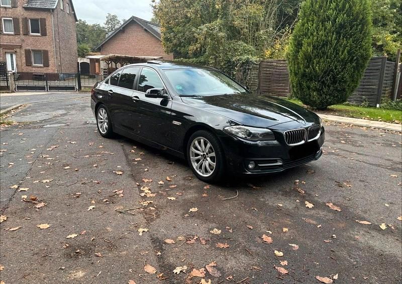 Schwarz Gebraucht 2014 BMW 530 Limousine | 10.850 € (Superpreis) - Bild 1/4