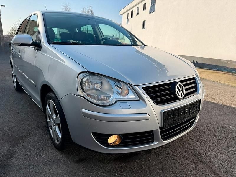 Gebraucht VW Polo United 60 PS (44 kW) 2008 Silber Kleinwagen