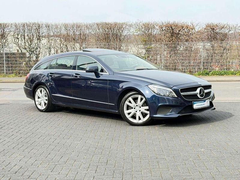 Gebraucht Mercedes CLS350 258 PS (189 kW) 2015 Cavansitblau  metalliclack Kombi
