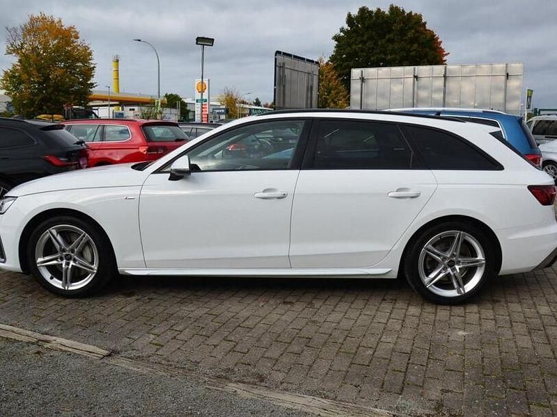 Gebraucht Audi A4 S-Line 204 PS (150 kW) 2023 Weiß Kombi