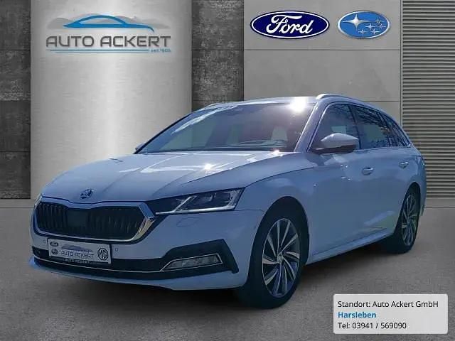 Weiss Gebraucht 2022 Skoda Octavia Style Kombi | 29.990 € (Teuer) - Bild 1/4