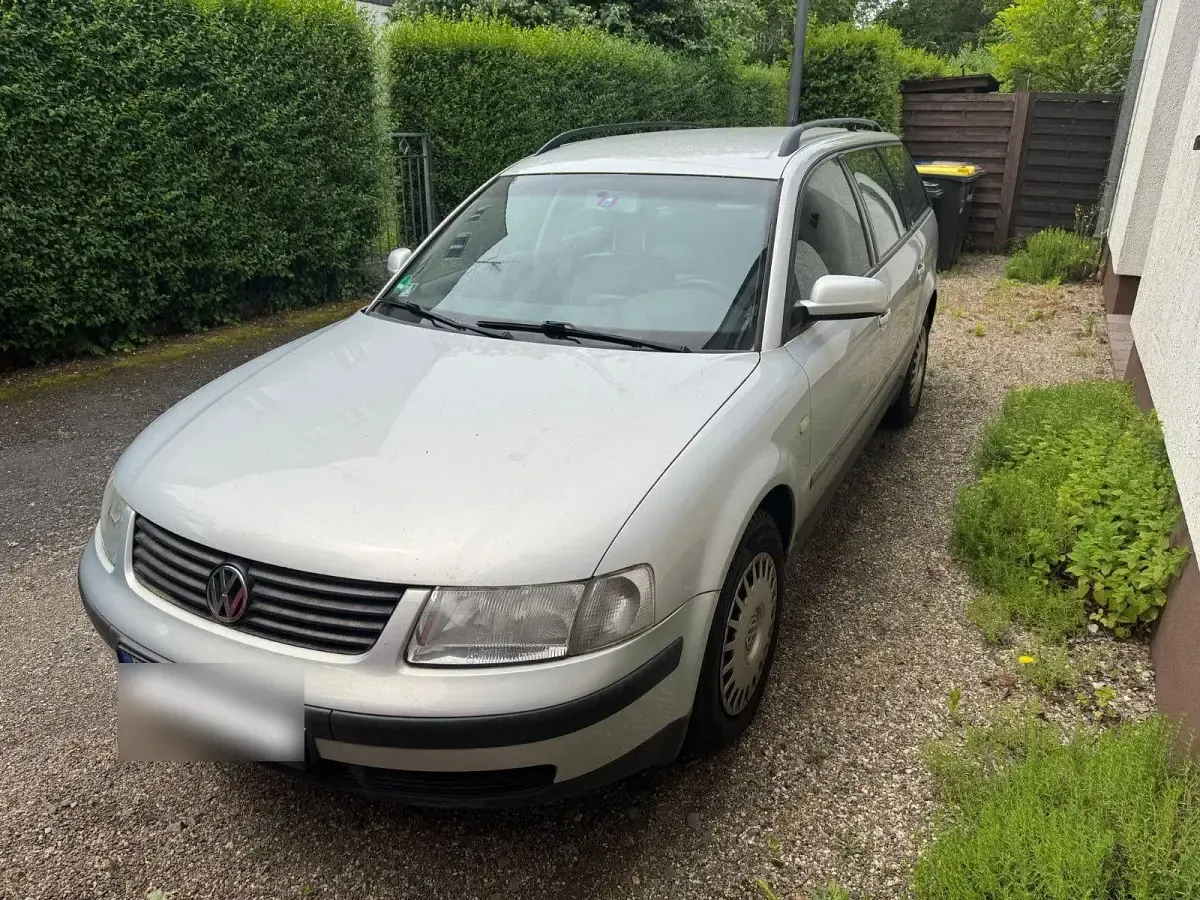Gebraucht VW Passat Highline 150 PS (110 kW) 1999 Silber Kombi