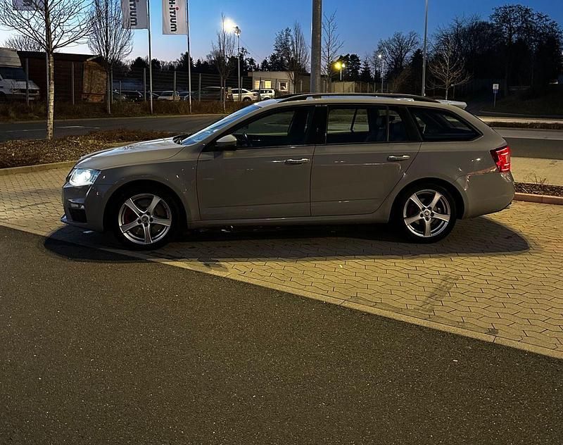 Gebraucht Skoda Octavia RS 184 PS (135 kW) 2014 Grau Kleinwagen