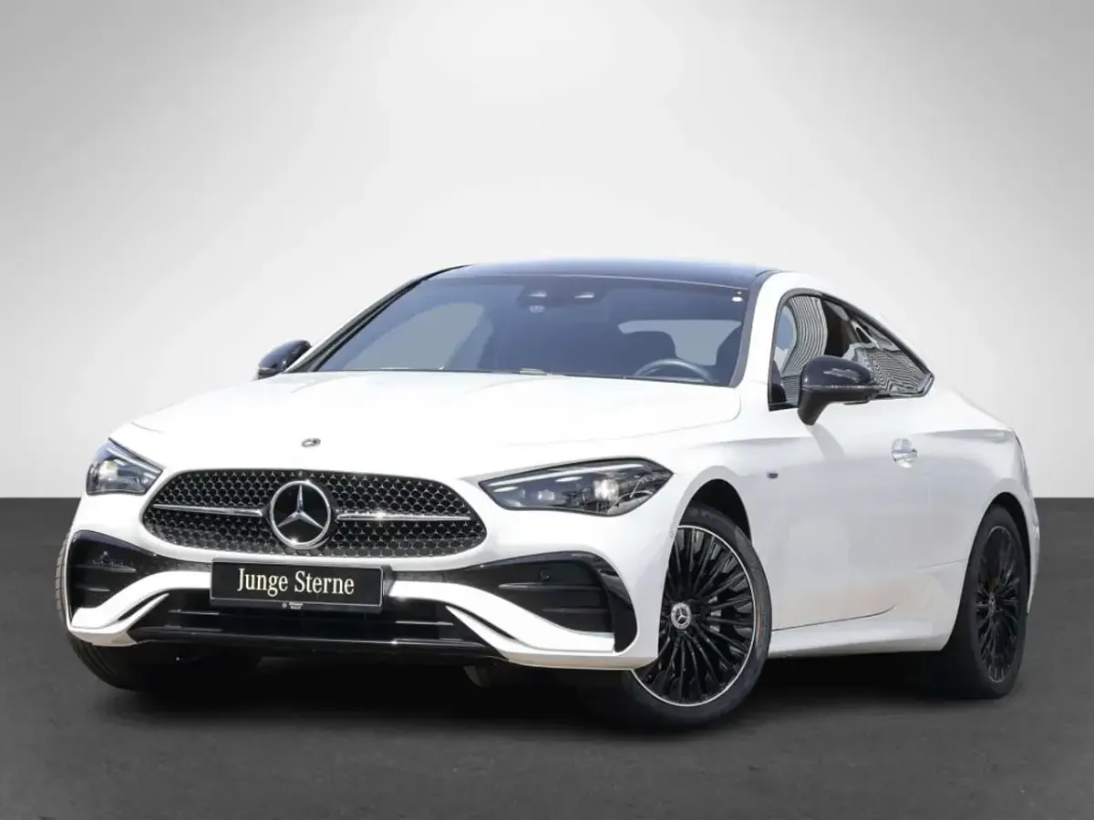 Gebraucht Mercedes CLE300 AMG 204 PS (150 kW) 2025 Weiß Coupé