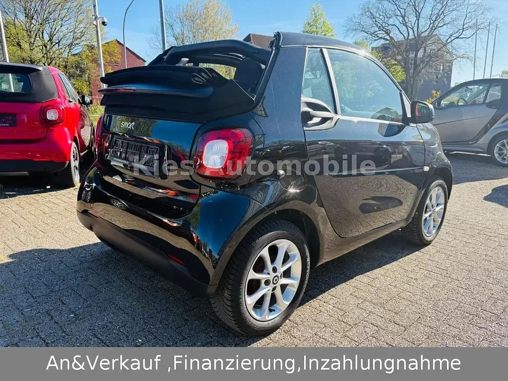 Gebraucht Smart ForTwo Cabrio Passion 90 PS (66 kW) 2018 Schwarz Cabrio