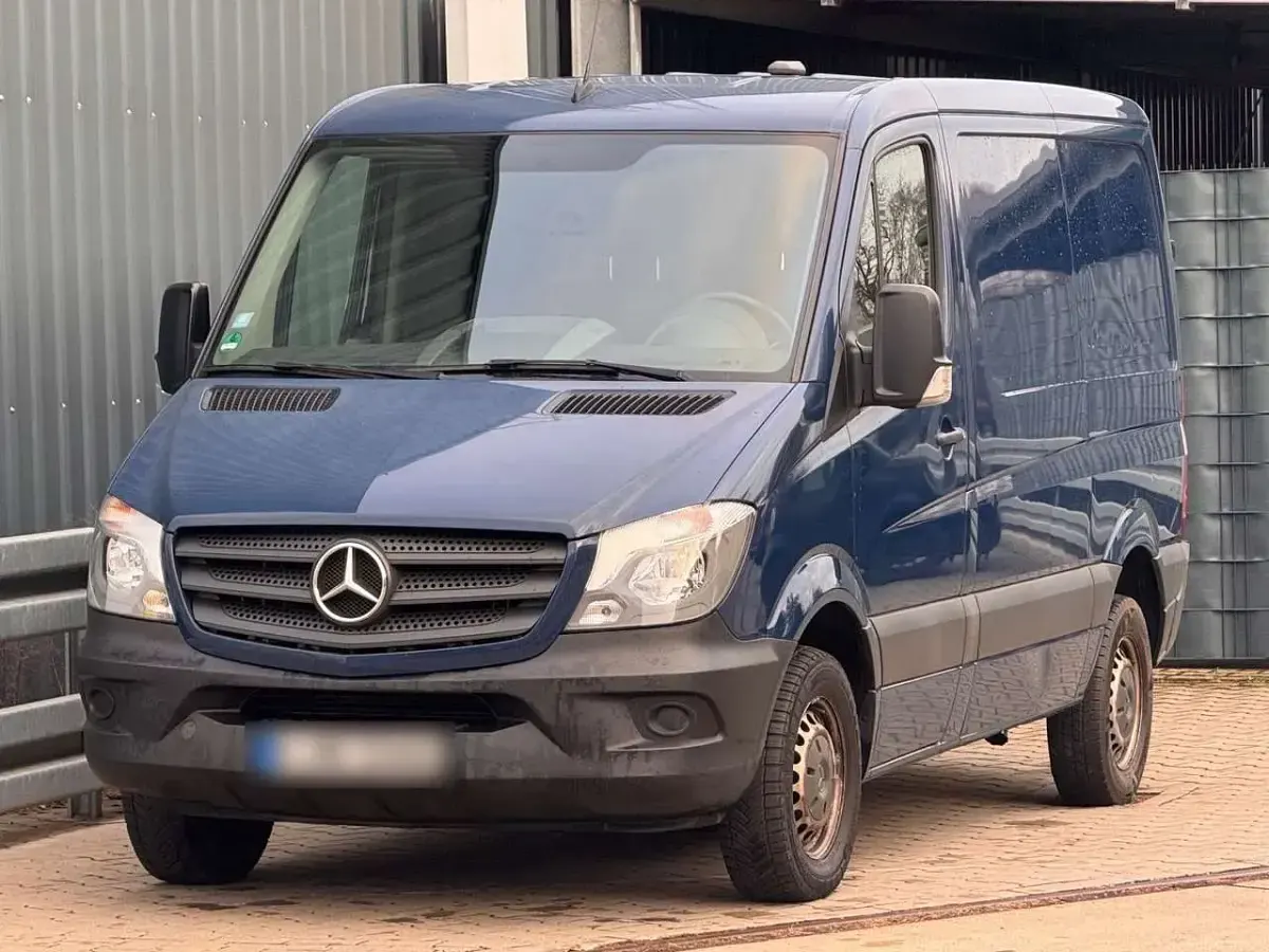 Gebraucht Mercedes Sprinter 114 PS (83 kW) 2017 Stahlblau Van