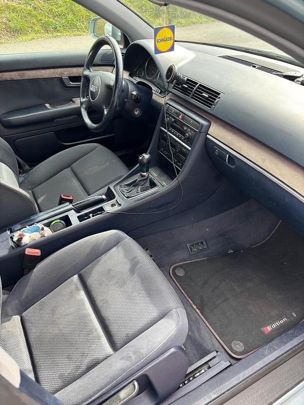 Gebraucht Audi A4 S-Line 130 PS (95 kW) 2002 Blau Kombi