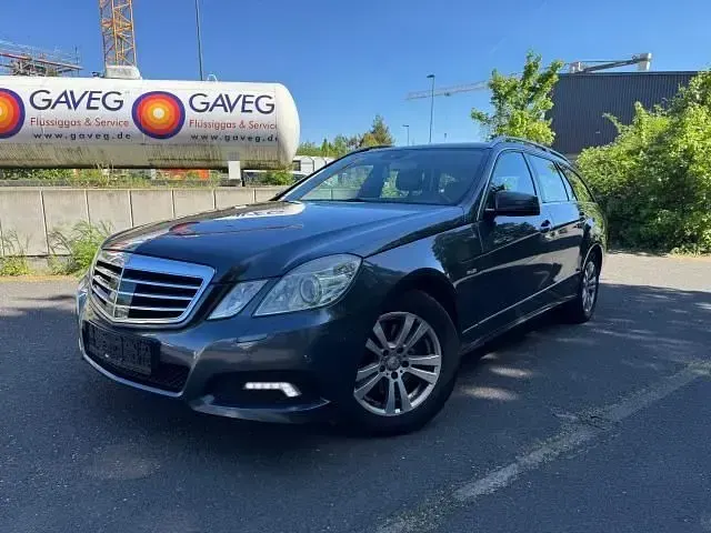 Usata Mercedes E350 231 CV (169 kW) 2009 Grigio Station wagon