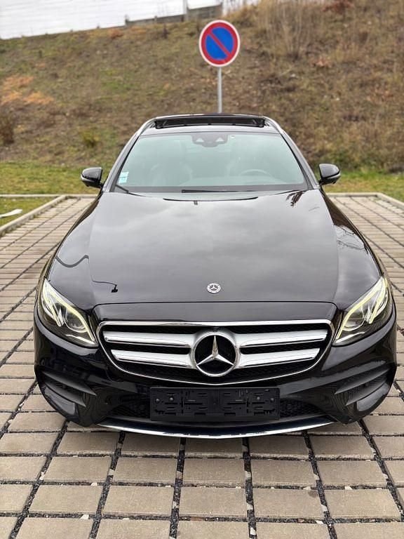 Gebraucht Mercedes E350 286 PS (210 kW) 2019 Schwarz Limousine