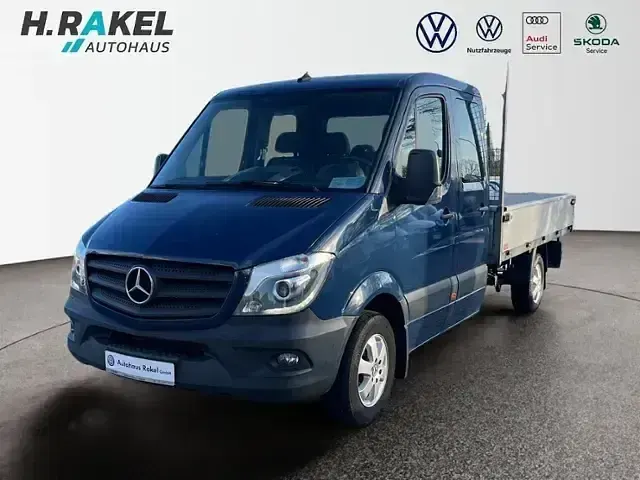 Gebraucht Mercedes Sprinter 163 PS (119 kW) 2018 Blau Van