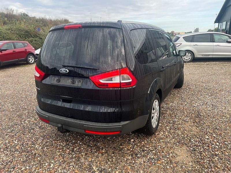 Gebraucht Ford Galaxy Trend 140 PS (102 kW) 2011 Schwarz Van / Kleinbus