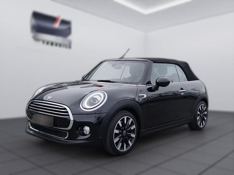 Gebraucht Mini Cooper 136 PS (100 kW) 2019 Schwarz metallic Kleinwagen