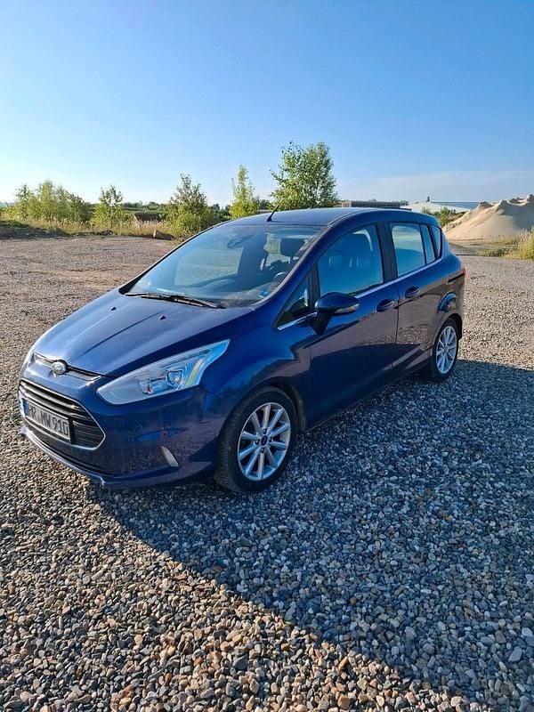 Blau Gebraucht 2015 Ford B-MAX Titanium Van / Kleinbus | 8.200 € (Fairer Preis) - Bild 1/4