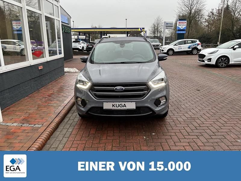 Gebraucht Ford Kuga ST-Line 150 PS (110 kW) 2019 Grau metallic SUV