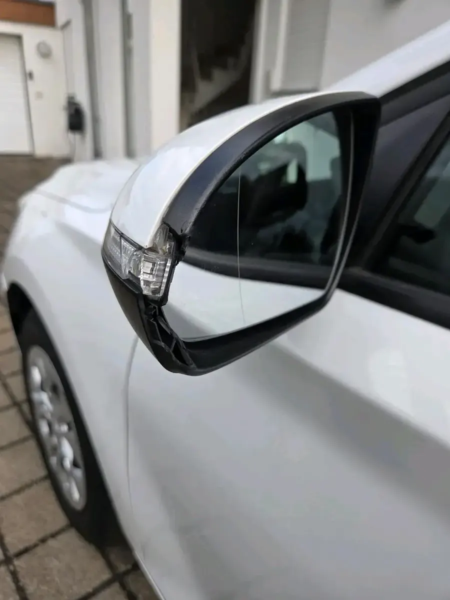 Gebraucht Hyundai i30 Select 99 PS (72 kW) 2018 Weiß Kleinwagen