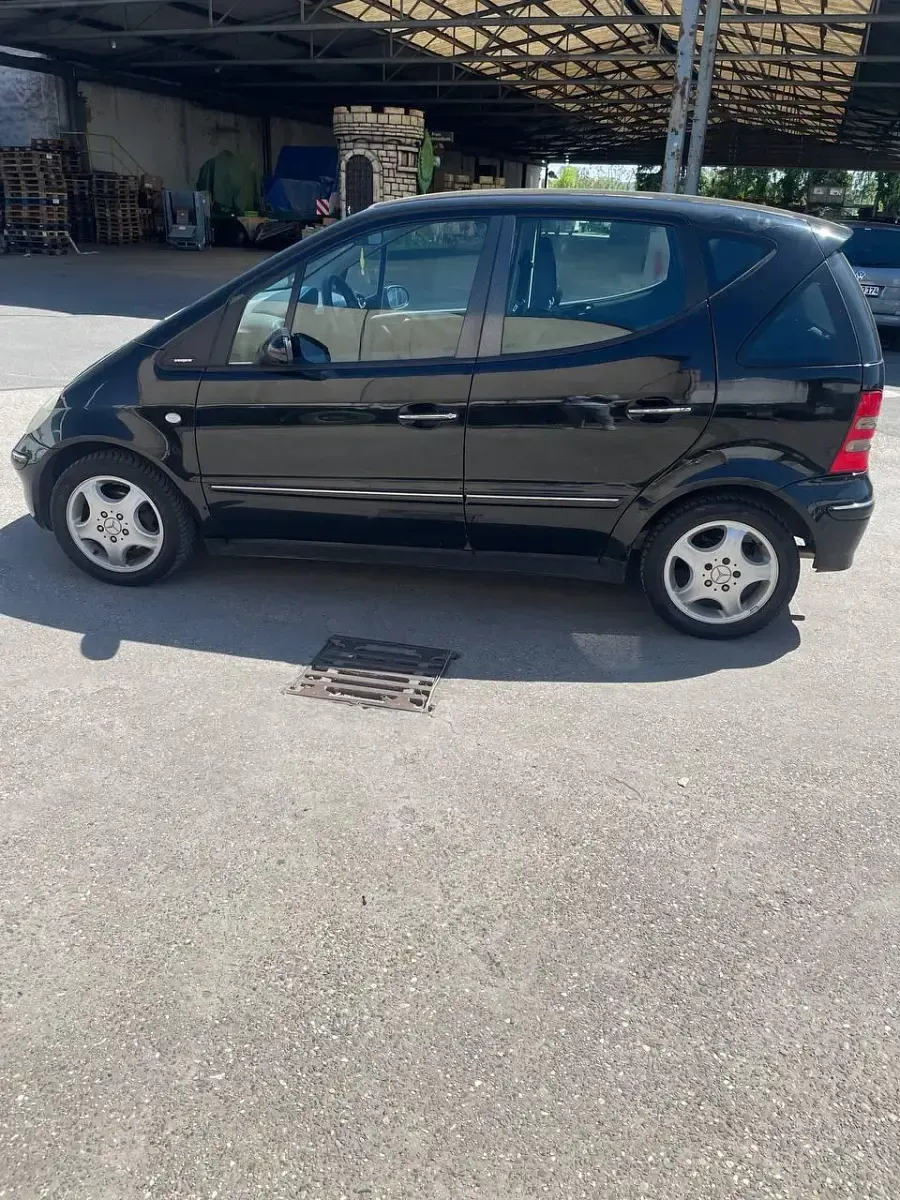 Gebraucht Mercedes A160 102 PS (75 kW) 2003 Schwarz Kleinwagen