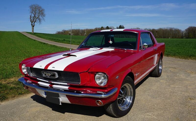 Rot Gebraucht 1966 Ford Mustang Limousine | 31.999 € - Bild 1/4