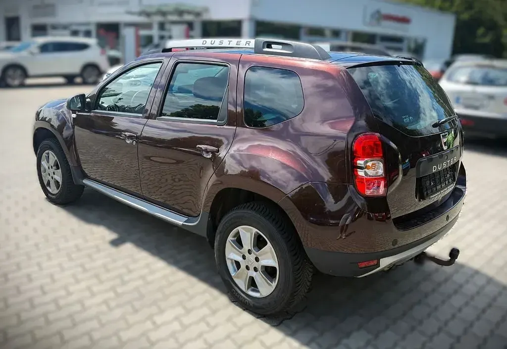 Gebraucht Dacia Duster Lauréate 125 PS (91 kW) 2016 Braun SUV