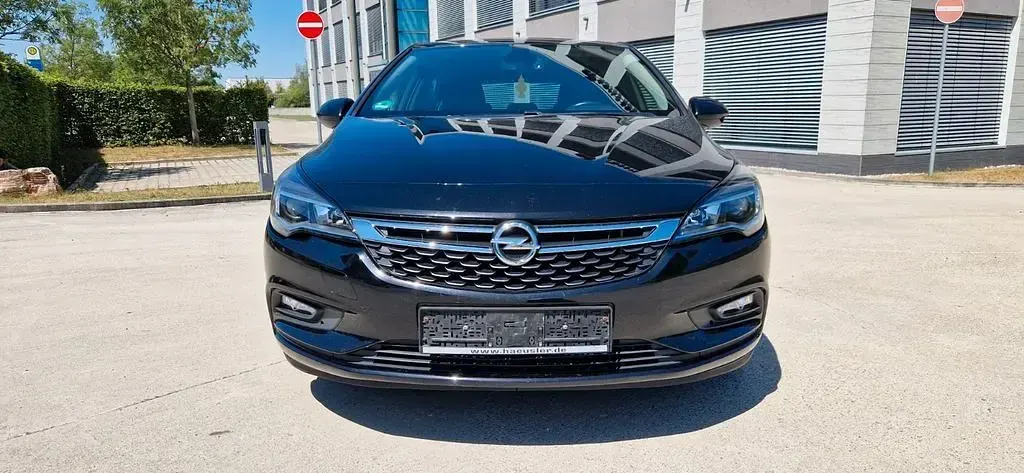 Gebraucht Opel Astra 150 PS (110 kW) 2017 Schwarz Limousine