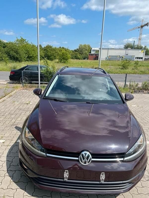 Andere außenfarben Gebraucht 2017 VW Golf VII Kombi | 11.500 € (Etwas zu teuer) - Bild 1/4