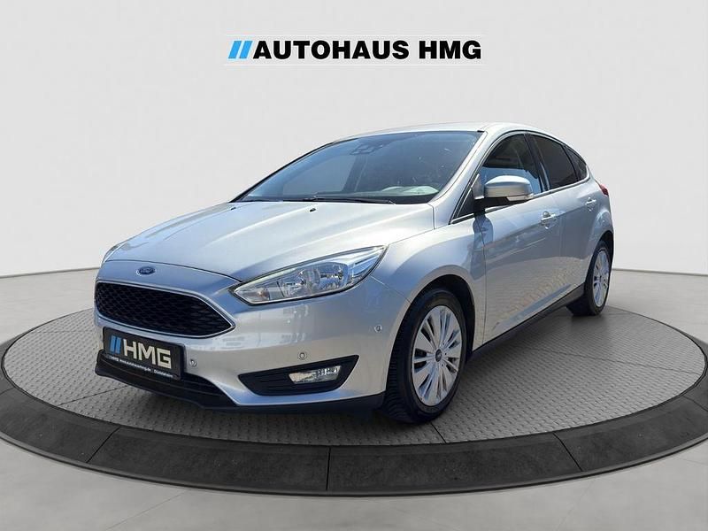 Silber Gebraucht 2016 Ford Focus Business Edition Limousine | 7.900 € (Fairer Preis) - Bild 1/4