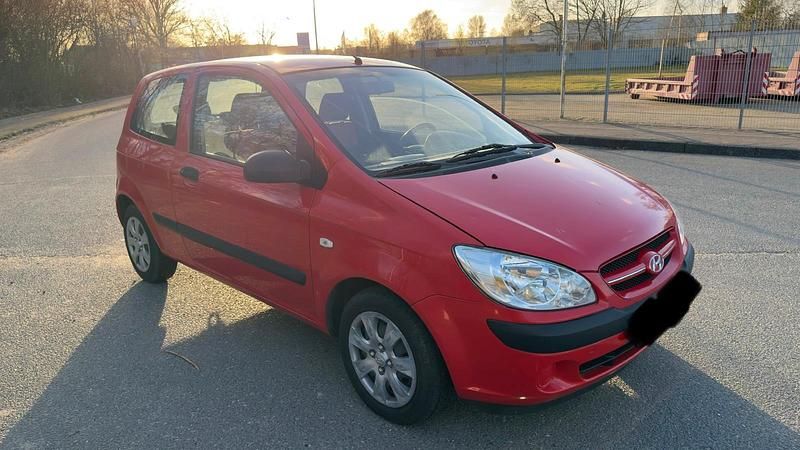 Gebraucht Hyundai Getz 75 PS (55 kW) 2008 Rot Kleinwagen