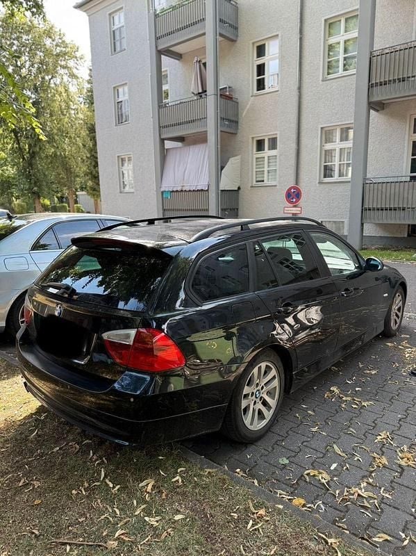 Schwarz Gebraucht 2008 BMW 318 M Sport Kombi | 4.300 € (Guter Preis) - Bild 1/4