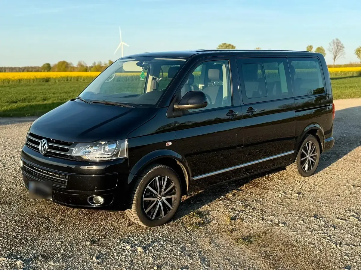 Gebraucht VW Multivan Highline 180 PS (132 kW) 2014 Schwarz Van / Kleinbus