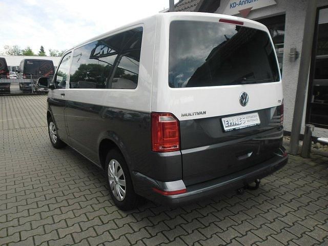Gebraucht VW Multivan 150 PS (110 kW) 2017 Weiß metallic Van