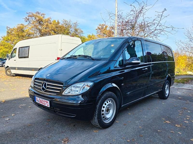 Schwarz Gebraucht 2009 Mercedes Viano Van / Kleinbus | 4.900 € (Guter Preis) - Bild 1/4