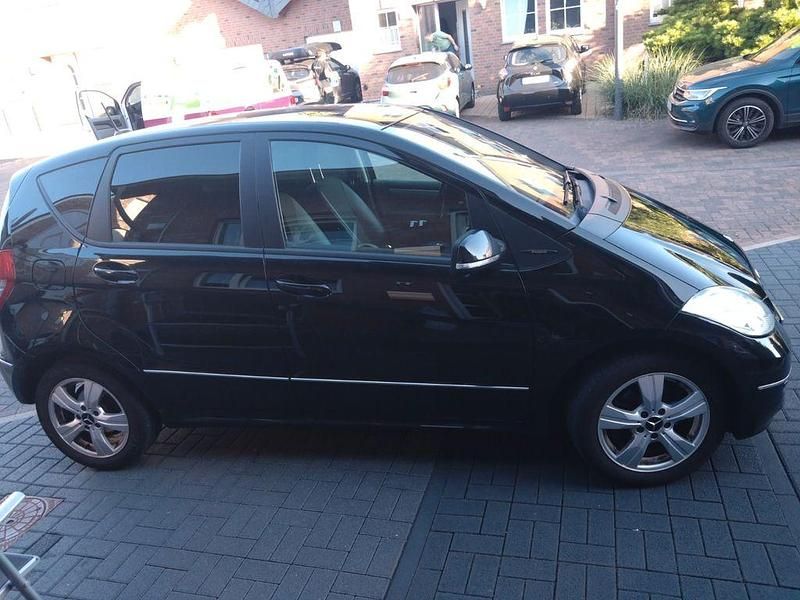 Gebraucht Mercedes A150 95 PS (69 kW) 2008 Schwarz Van / Kleinbus