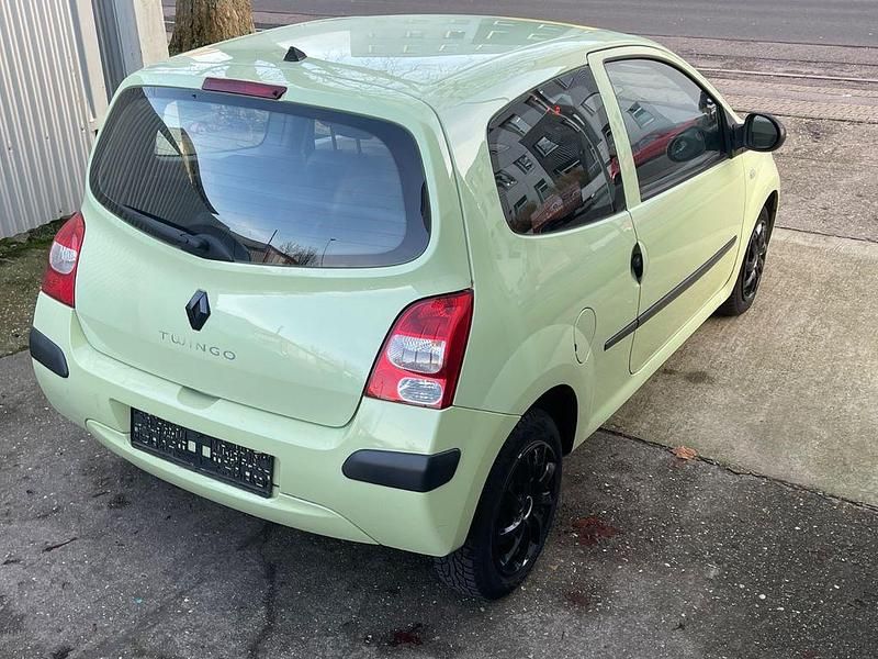 Gebraucht Renault Twingo Authentique 58 PS (42 kW) 2009 Grün Kleinwagen