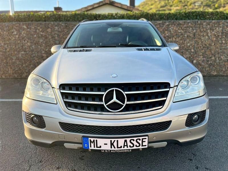 Silber Gebraucht 2008 Mercedes ML280 SUV | 8.500 € (Fairer Preis) - Bild 1/4