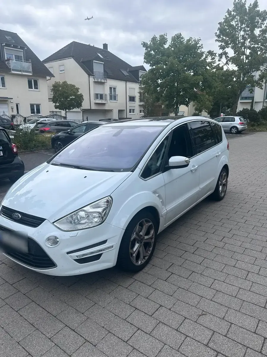 Gebraucht Ford S-MAX Business Edition 160 PS (117 kW) 2015 Weiß Van / Kleinbus