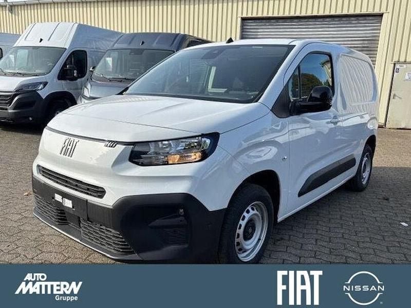 Weiss Gebraucht 2024 Fiat Doblò Van / Kleinbus | 17.838 € (Fairer Preis) - Bild 1/4