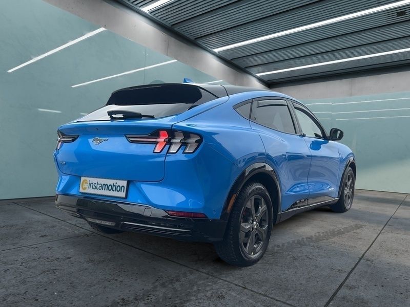 Gebraucht Ford Mustang Mach-E Basis 197 kW (269 PS) 2022 Blau SUV