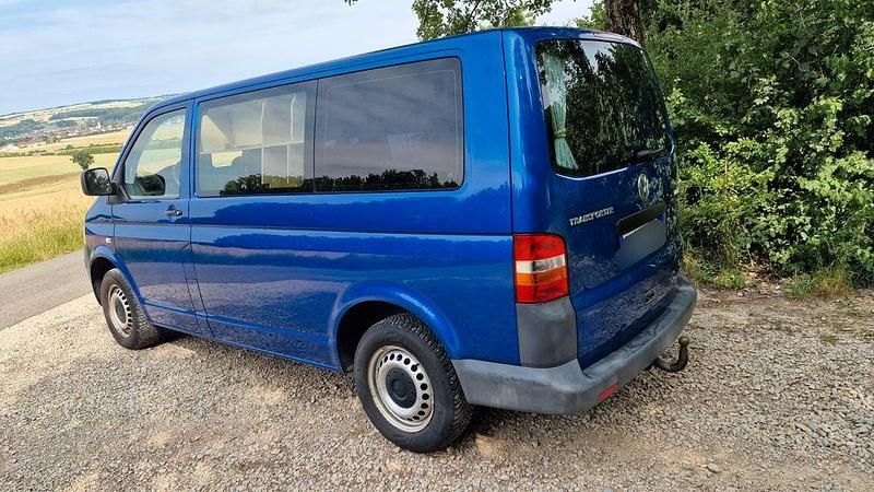 Gebraucht VW Transporter 131 PS (96 kW) 2010 Blau Van