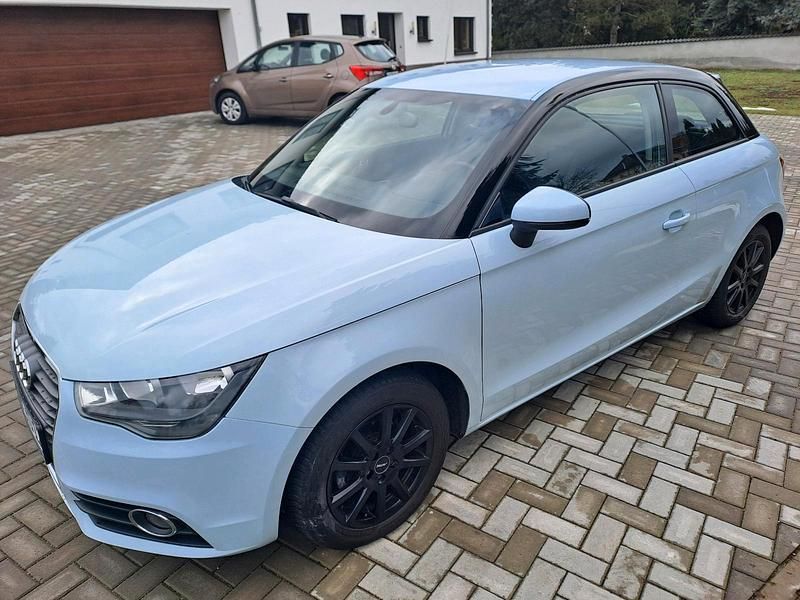 Gebraucht Audi A1 Ambition 86 PS (63 kW) 2013 Blau Kleinwagen