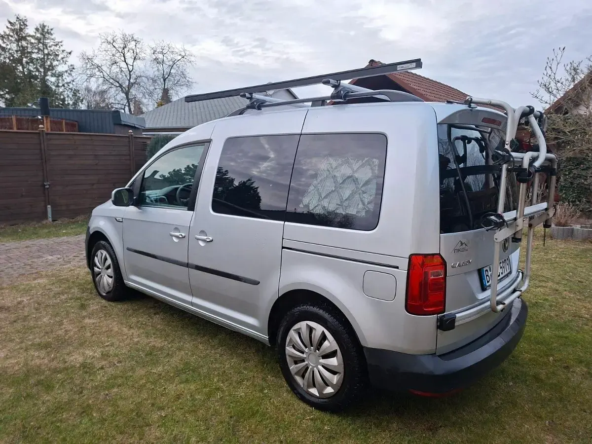Gebraucht VW Caddy Trendline 125 PS (91 kW) 2015 Grau Van / Kleinbus
