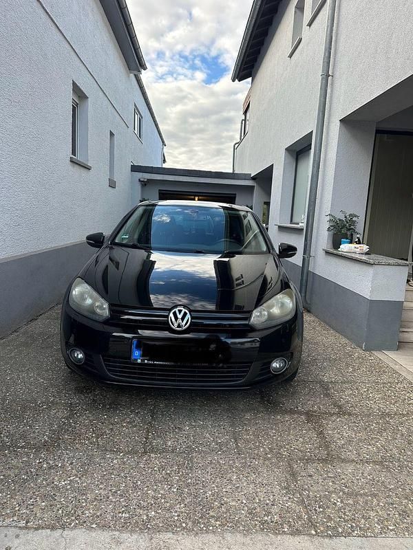 Schwarz Gebraucht 2012 VW Golf VI Match Limousine | 3.500 € (Superpreis) - Bild 1/4