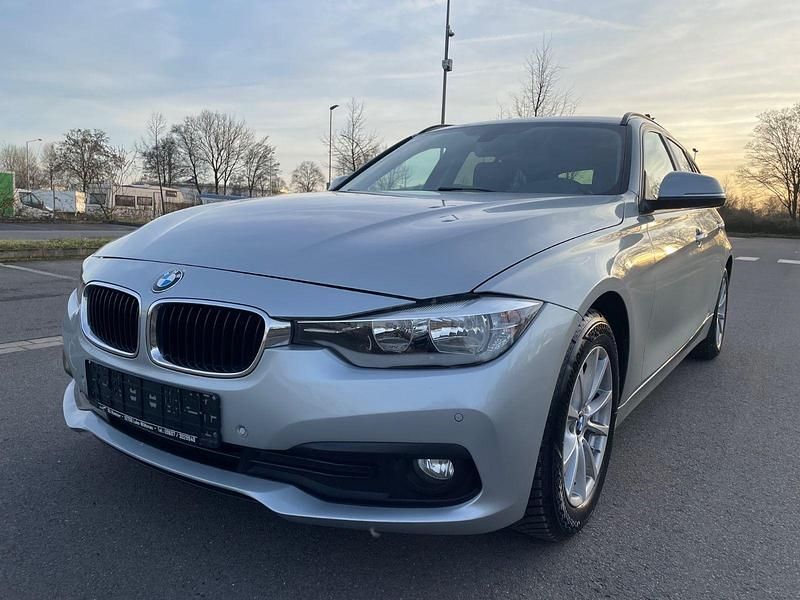 Gebraucht BMW 320 Performance 190 PS (139 kW) 2017 Silber Kombi