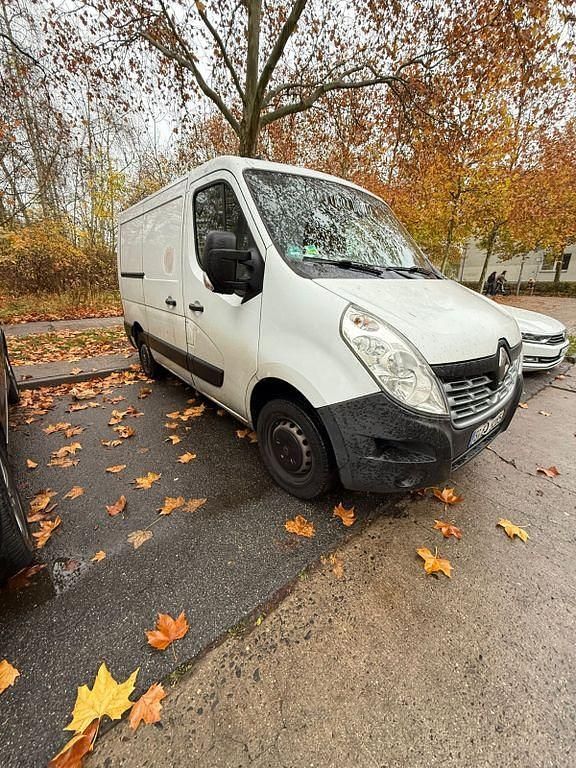 Weiß Gebraucht 2018 Renault Master Limousine | 8.000 € - Bild 1/4