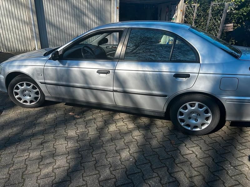 Gebraucht Honda Accord 135 PS (99 kW) 2000 Silber Limousine